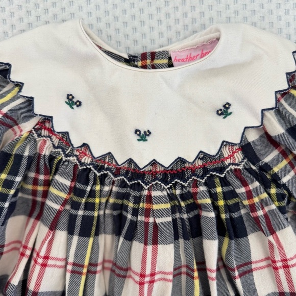 Vintage Baby Girls Holiday Plaid Long Sleeve Dress with Embroidered Collar 12M - Picture 2 of 8
